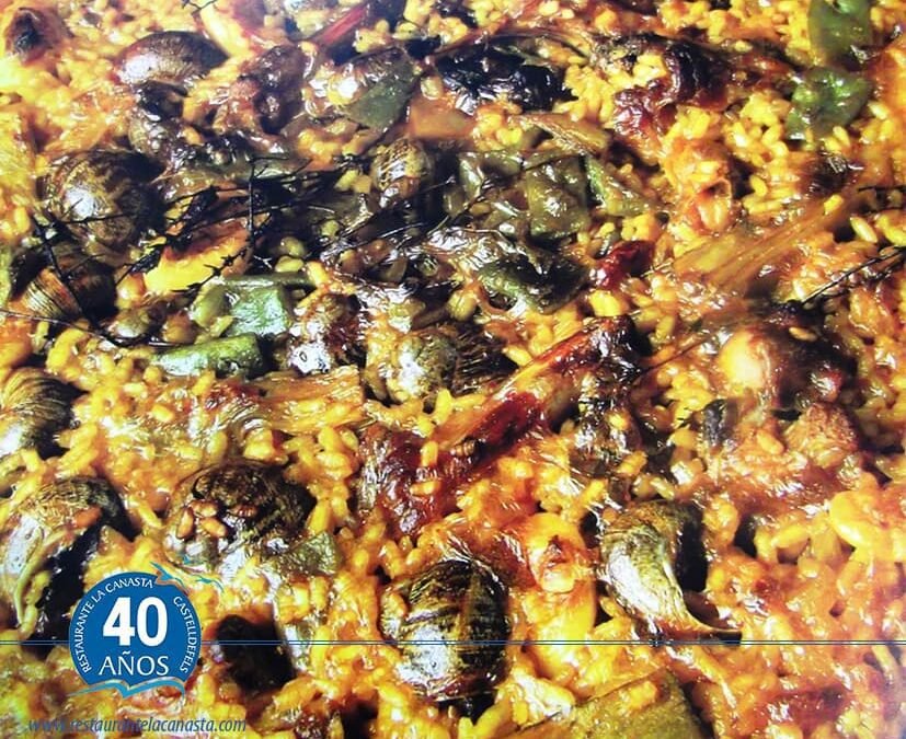 ARROZ CON CONEJO Y CARACOLES,